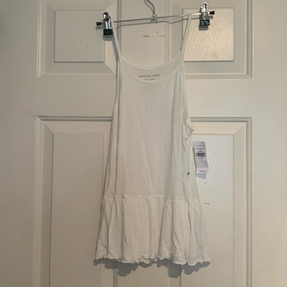 American Eagle women’s white, soft and sexy rib tank top, ruffle hem Xtra small